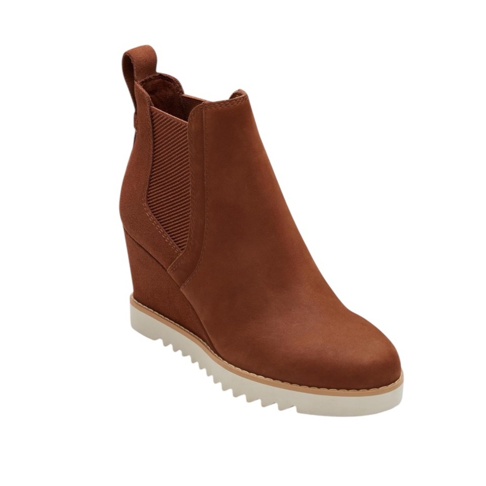 NWT TOMS Women’s Maddie Genuine Suede Wedge Bootie with OrthoLite Fall Winter